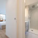 3-br Crossing Palm *