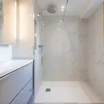 3-br Crossing Palm *