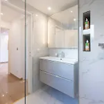 3-br Crossing Palm *