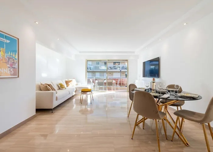3-br Crossing Palm Apartman *