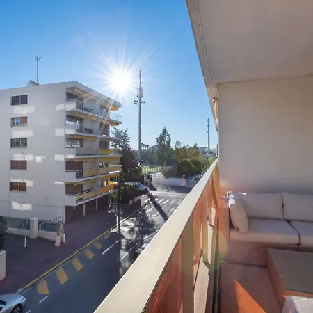 3-br Crossing Palm