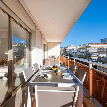 3-br Crossing Palm Apartman *